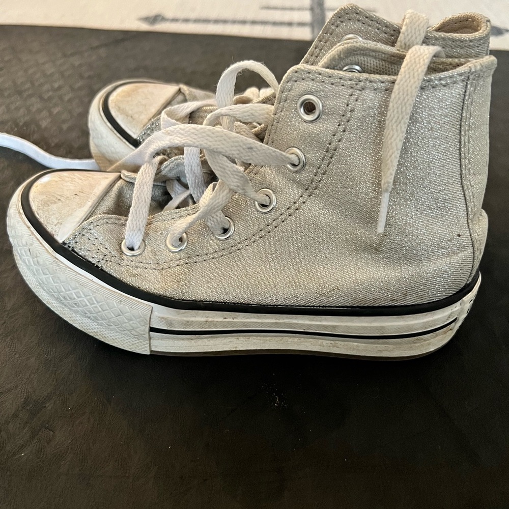 Converse Kids High-Top Sneakers in Cream